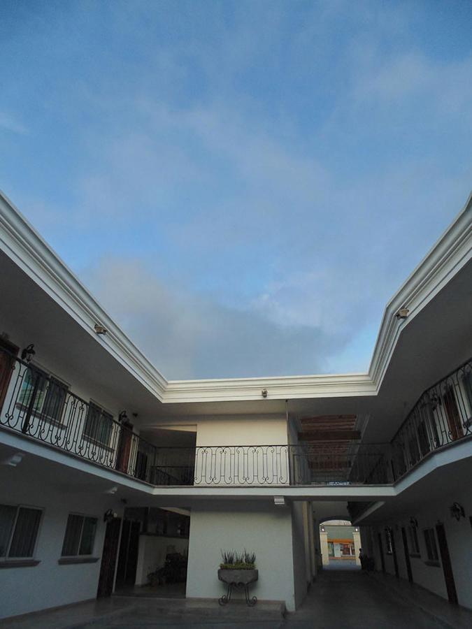 Hotel Hacienda Ciudad Guzman Esterno foto